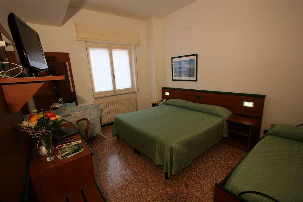 Albergo Adriana Celle Ligure Exteriör bild