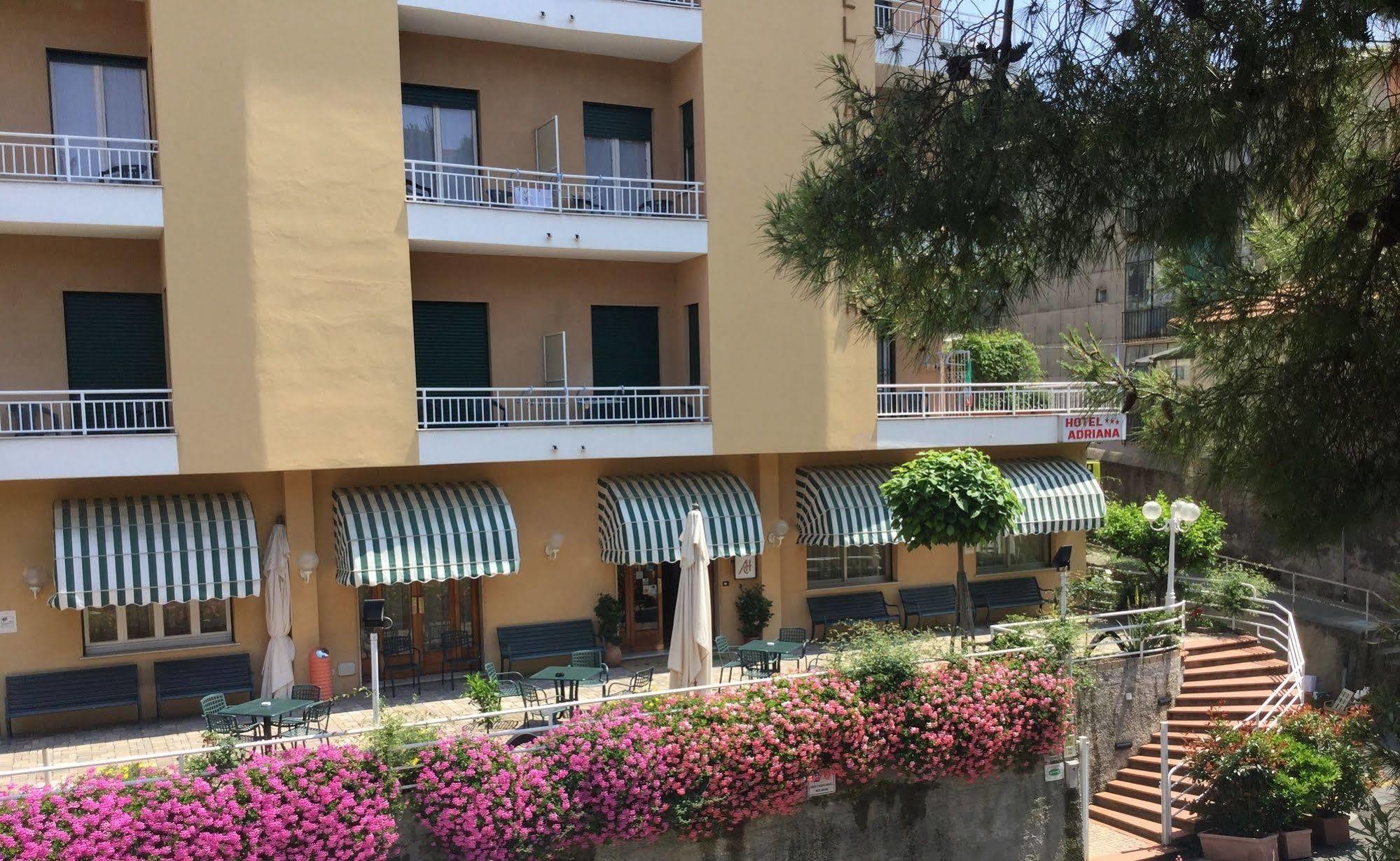 Albergo Adriana Celle Ligure Exteriör bild